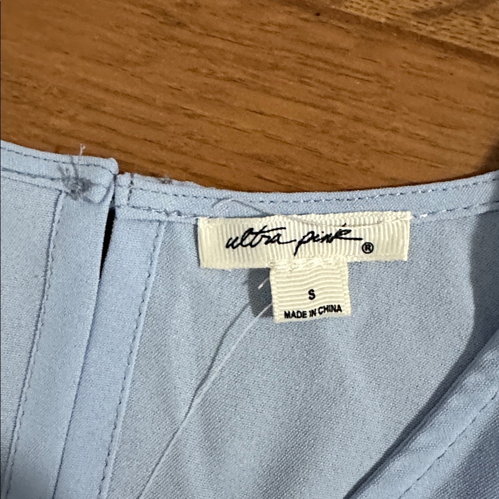 NWT Light Blue Ruched Top - Picture 2 of 4